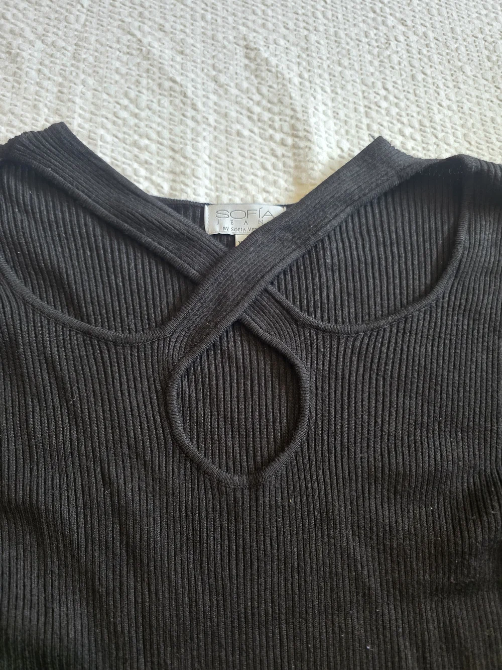 sofia by sofia vergara Black Ribbed Long-Sleeve Crew with Front Cutout Xxxl
